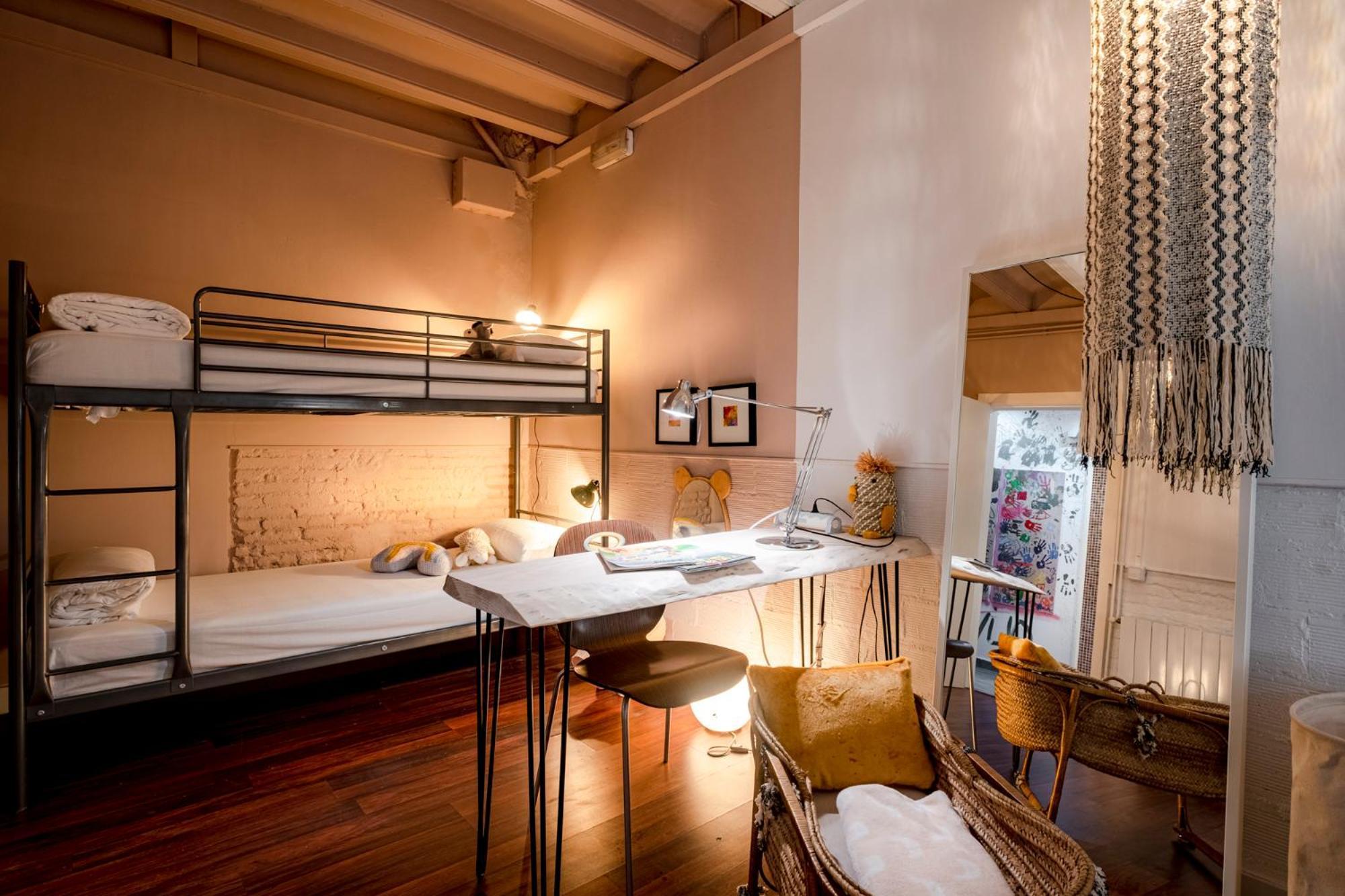 Canela Homes Permanyer Villa *